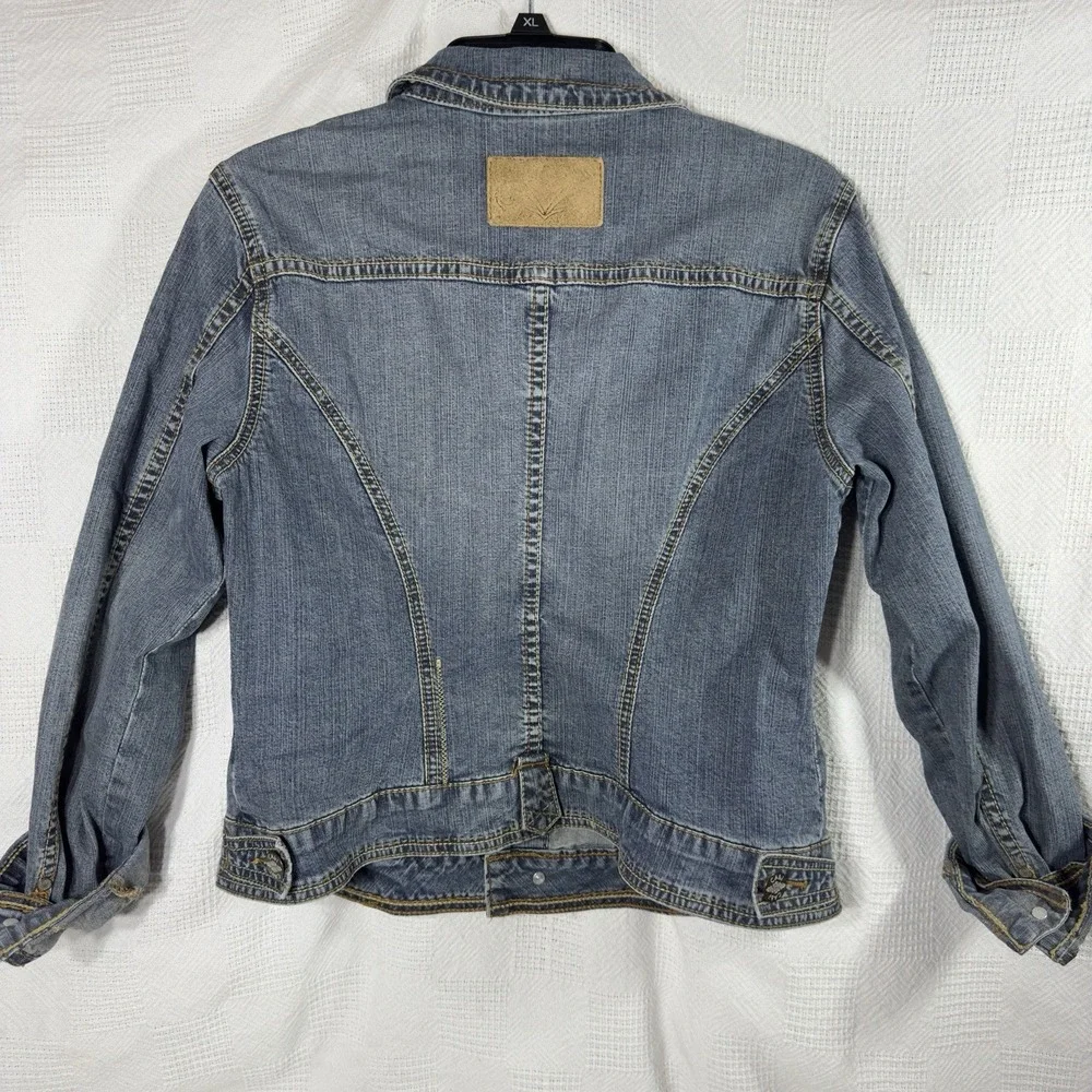 Cabi Womens Classic Denim Blue Jean‎ Jacket Size 8 Medium Wash Button Front